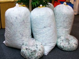 mehrere S�cke mit Flocken