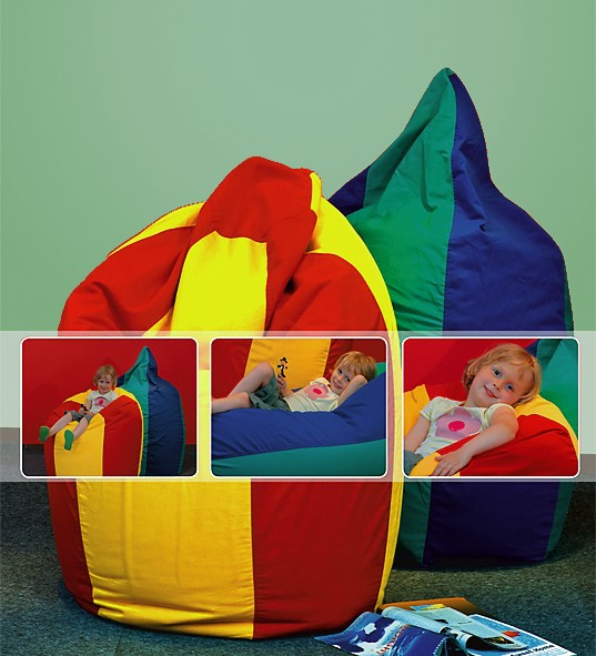 Praktisch: unsere Sitzs�cke sind vor allem bei Kindern, Jugendlichen und jungen Familien beliebt. 
Mit einer H�he von ca. 1,30 Meter sind sie herrliche Kuschel-Oasen und dazu ein bunter Hingucker in jedem Wohnraum.