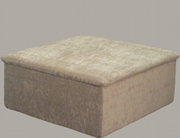 Hoccker-Element einer Wohnlanschaft